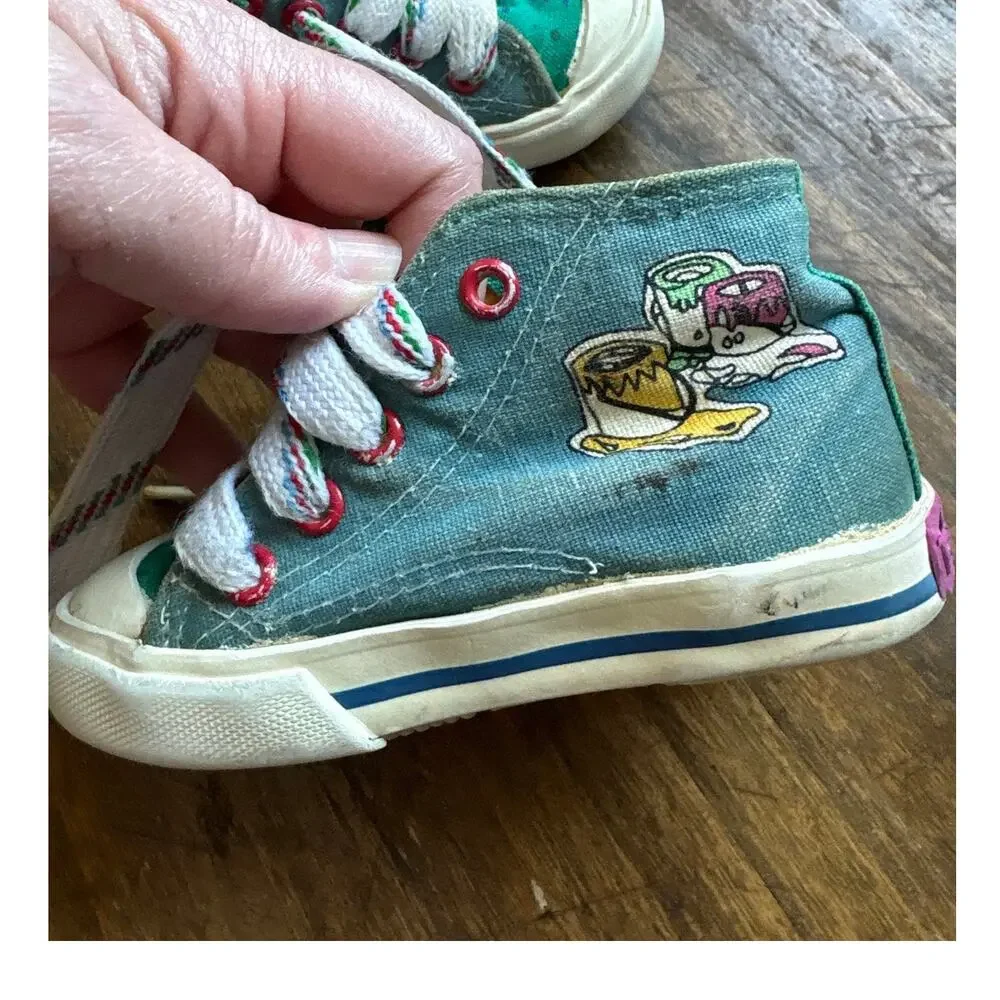 Barney 1993 Canvas Sneakers Shoes Size 5 Unisex the Lyons Group Colorblock